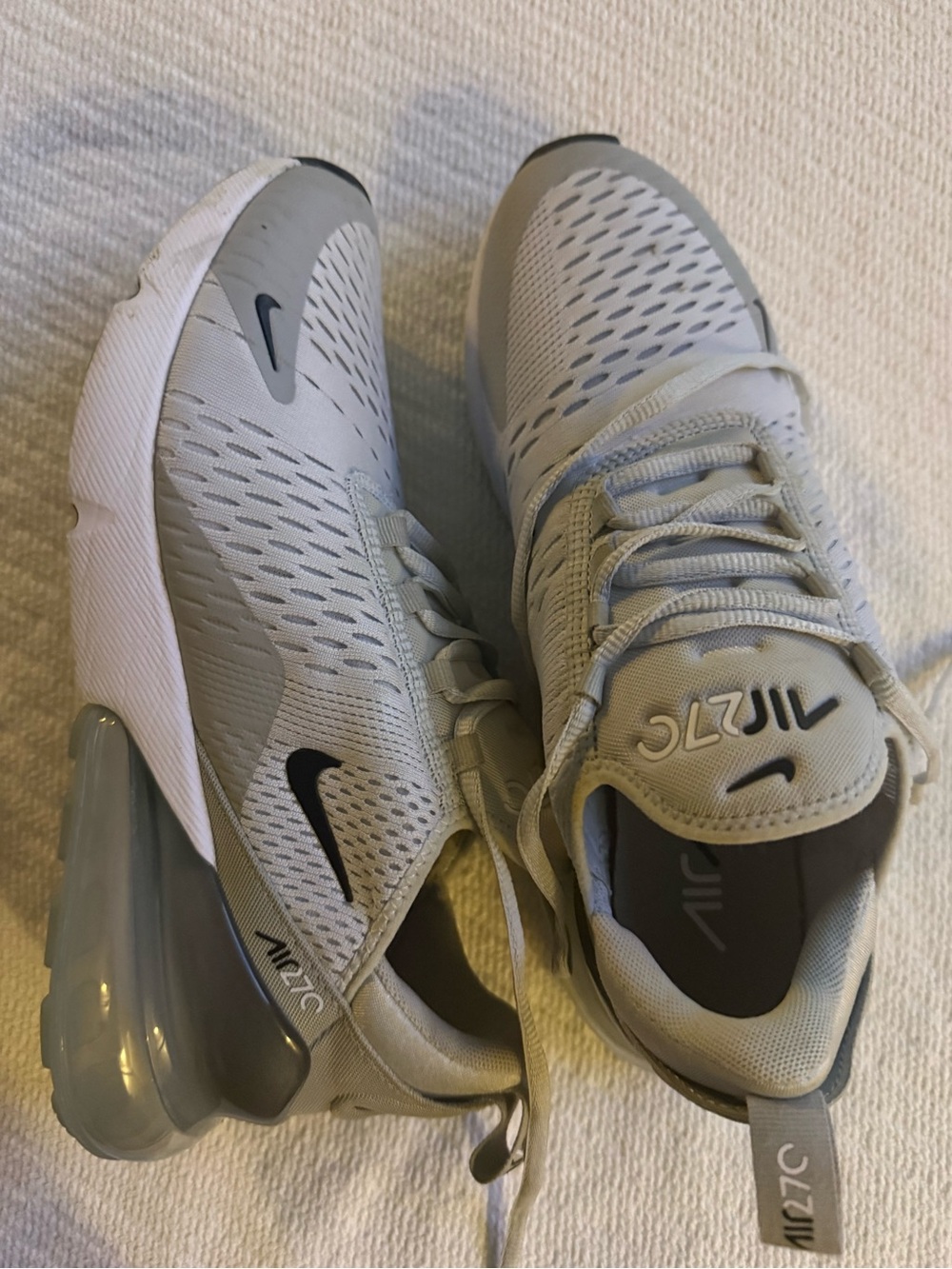 Nike Women’s Air Max 270 in Light Gray and Black